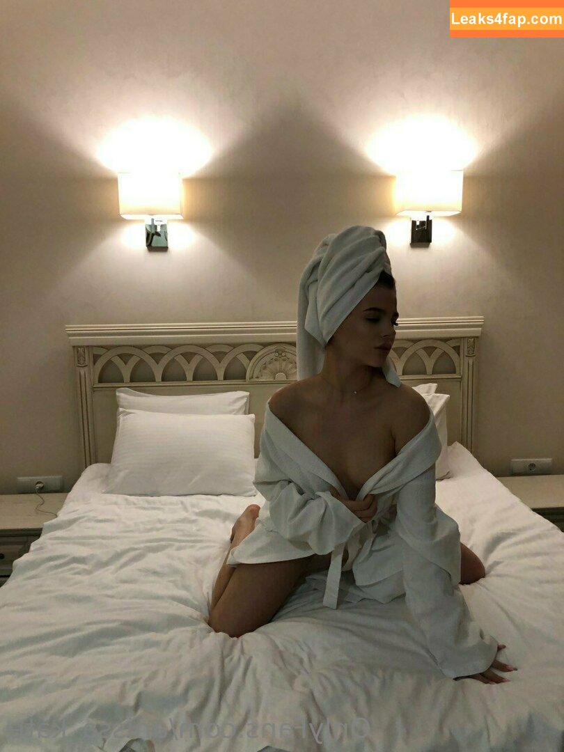 Anissa Kate / AnissaKate / anissakateoff leaked photo photo #0303