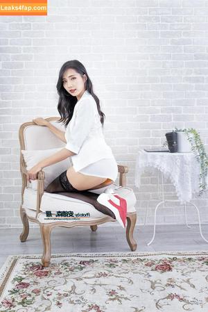 Anita Feifei photo #1099