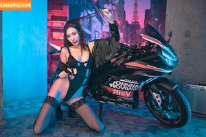 Anita Feifei photo #1493