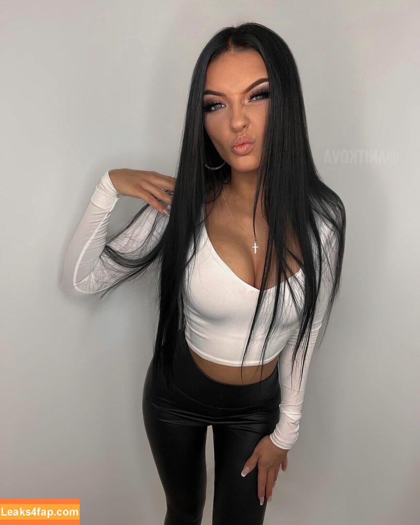 Anitkova leaked photo photo #0014