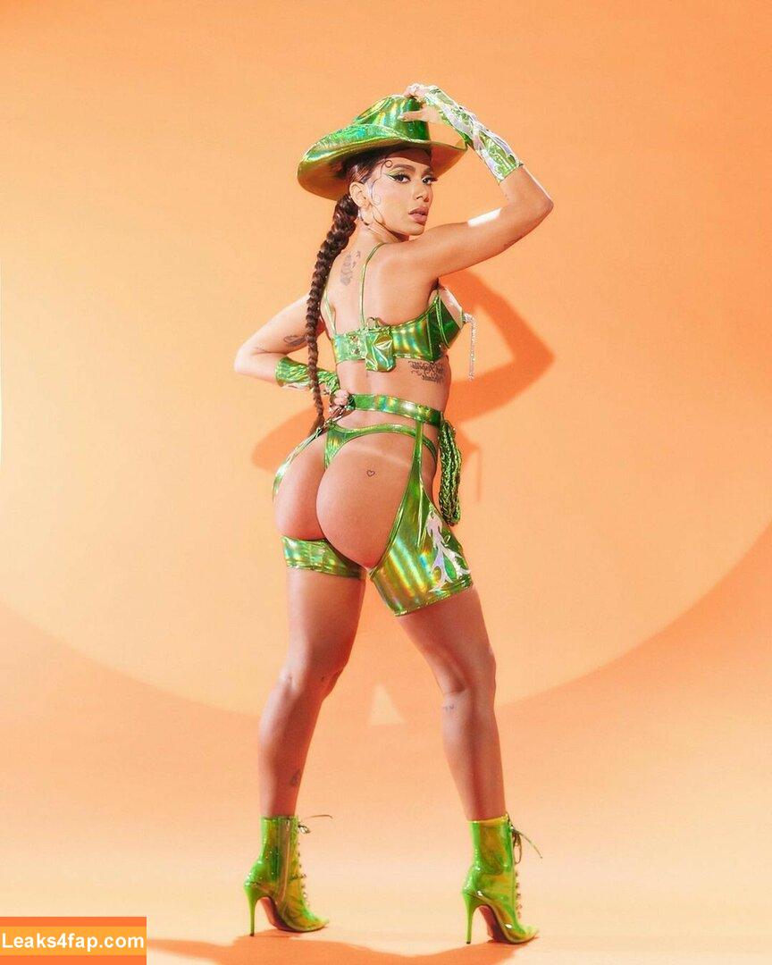 Anitta / AnittaOficial / https: leaked photo photo #0022