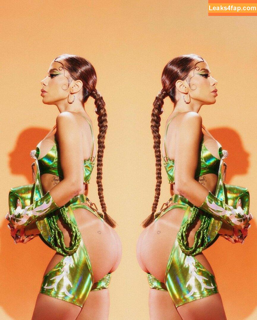 Anitta / AnittaOficial / https: leaked photo photo #0024