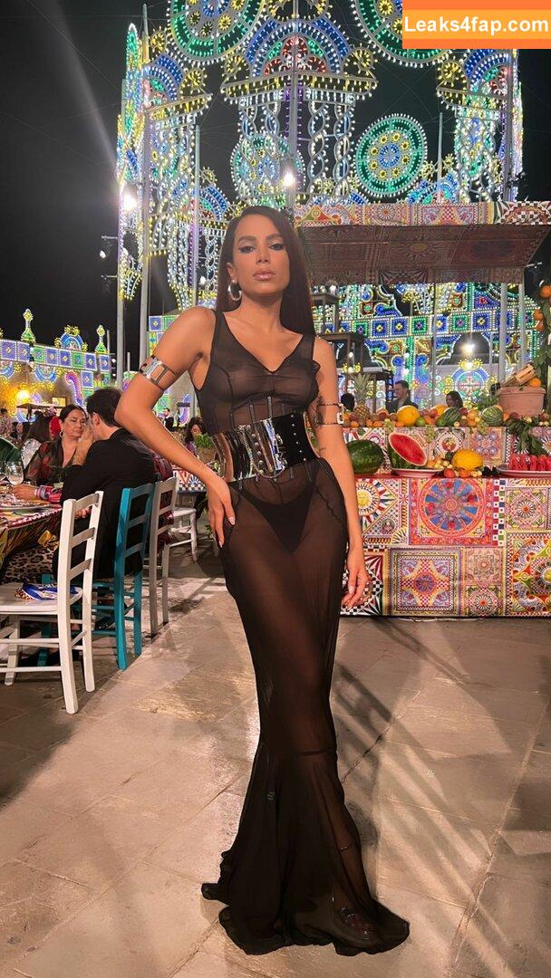 Anitta / AnittaOficial / https: leaked photo photo #0039
