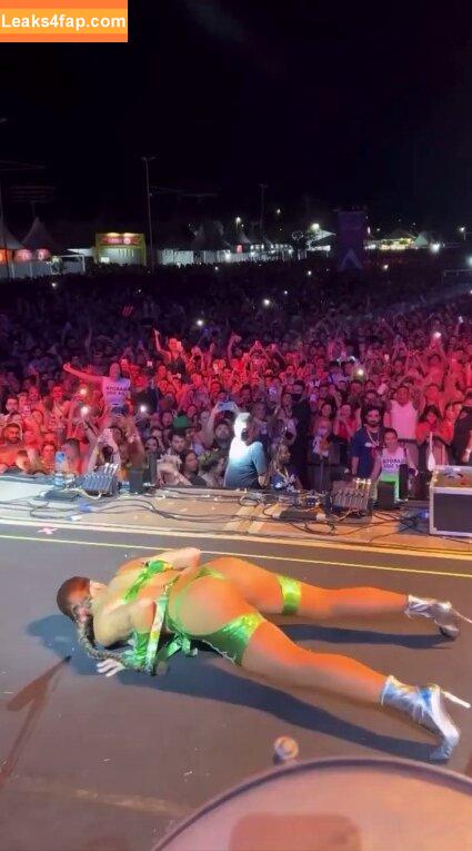 Anitta / AnittaOficial / https: leaked photo photo #0049