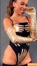 Anitta / AnittaOficial / https: leaked photo photo #0108