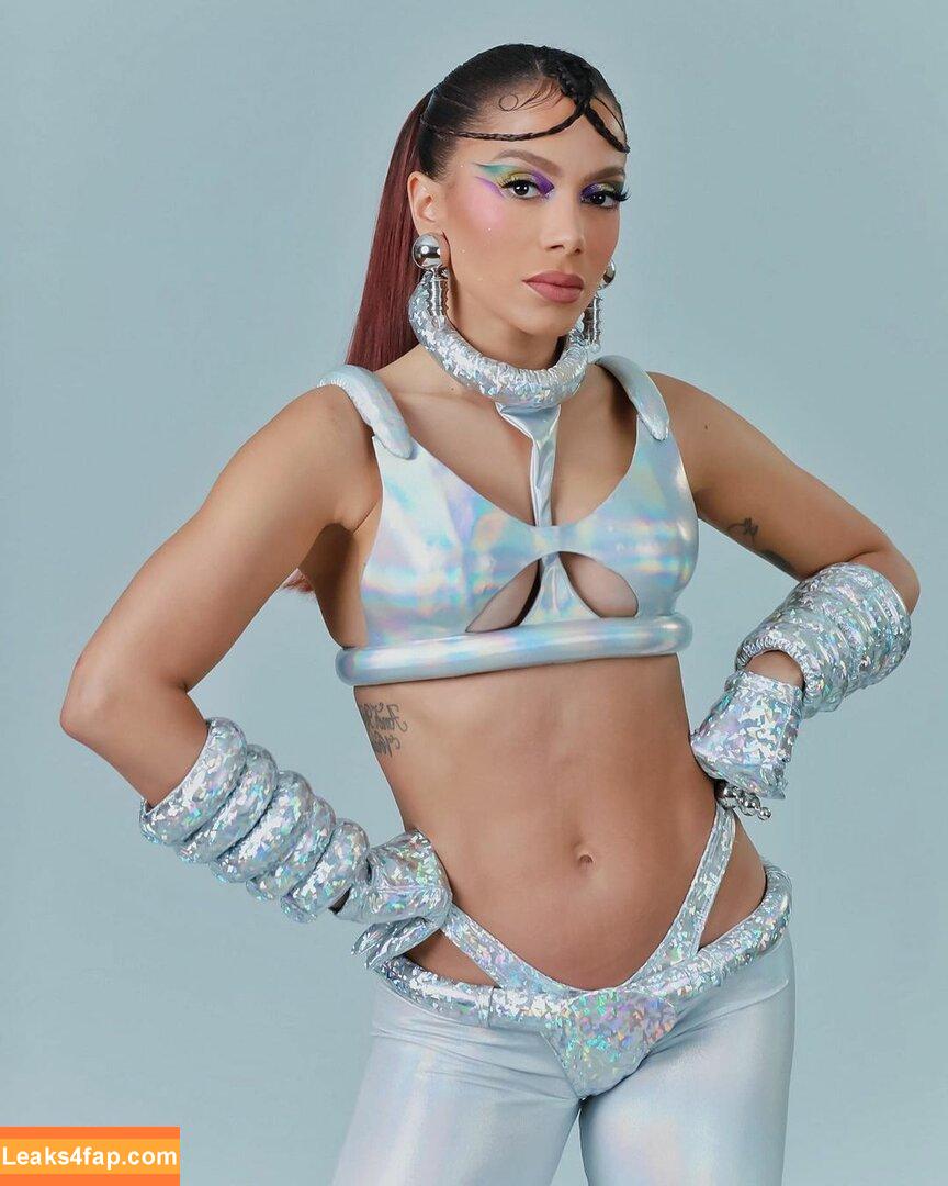 Anitta / AnittaOficial / https: leaked photo photo #0135