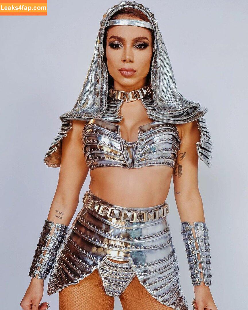 Anitta / AnittaOficial / https: leaked photo photo #0153