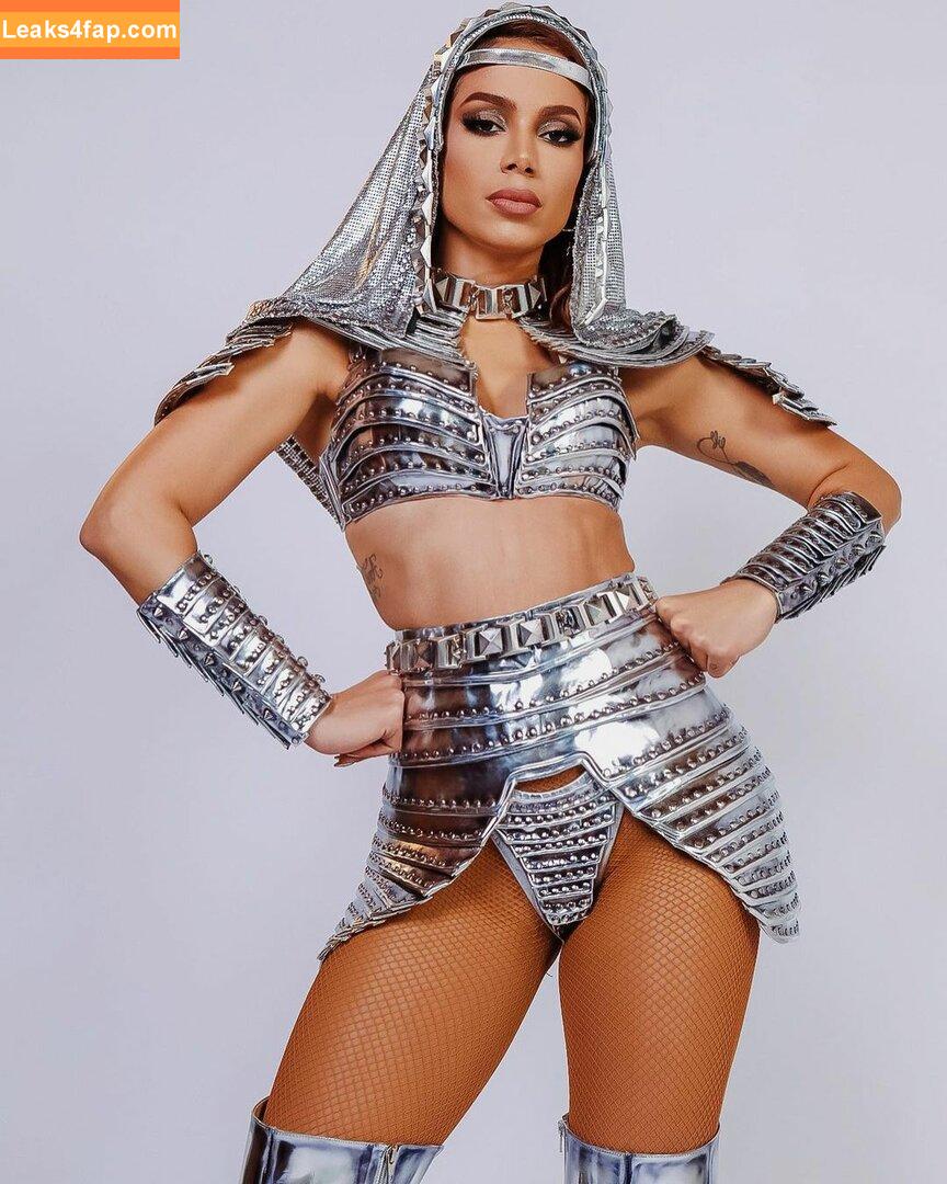 Anitta / AnittaOficial / https: leaked photo photo #0155