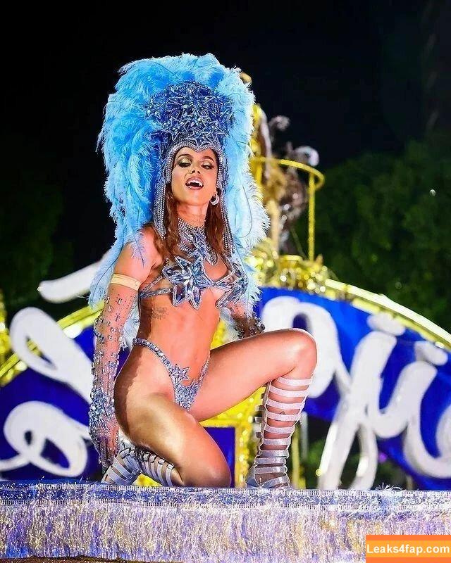 Anitta / AnittaOficial / https: leaked photo photo #0165