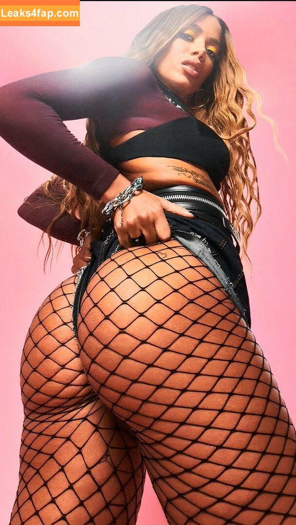 Anitta / AnittaOficial / https: leaked photo photo #0167