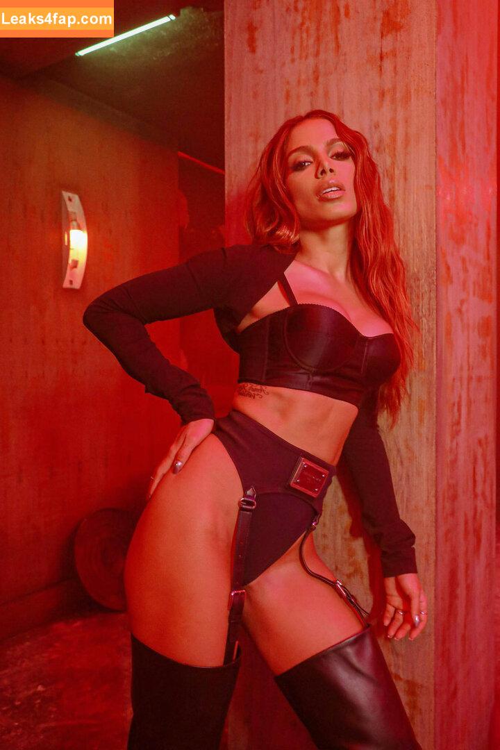 Anitta / AnittaOficial / https: leaked photo photo #0183
