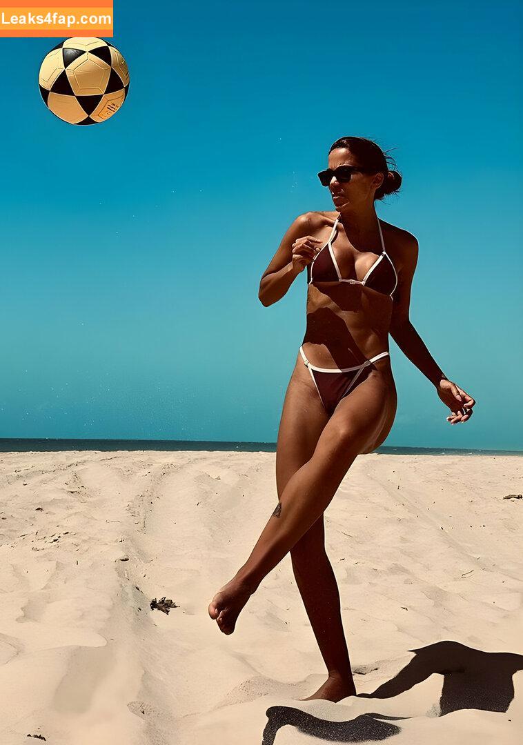 Anitta / AnittaOficial / https: leaked photo photo #0388