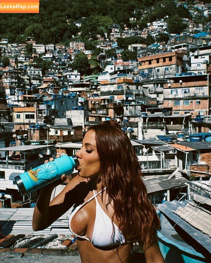 Anitta / AnittaOficial / https: leaked photo photo #0429