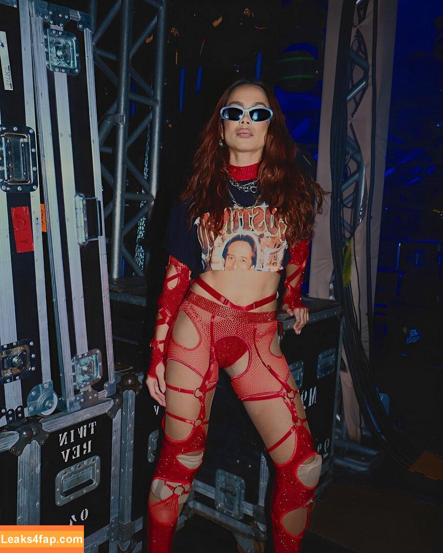 Anitta / AnittaOficial / https: leaked photo photo #0532