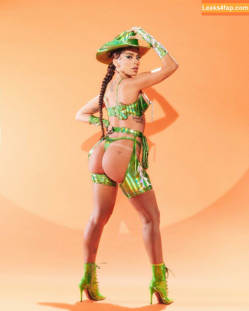 Anitta / AnittaOficial / https: leaked photo photo #0575
