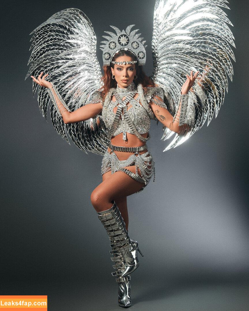 Anitta / AnittaOficial / https: leaked photo photo #0610