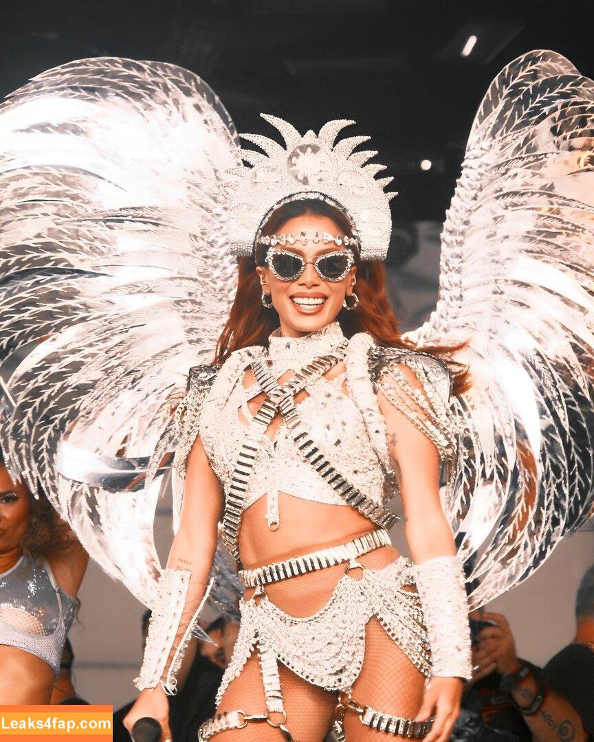 Anitta / AnittaOficial / https: leaked photo photo #0616