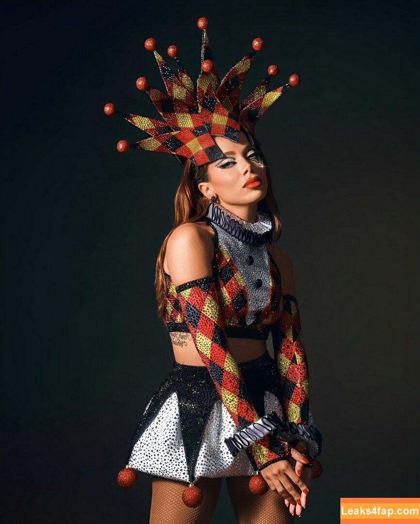 Anitta / AnittaOficial / https: leaked photo photo #0633