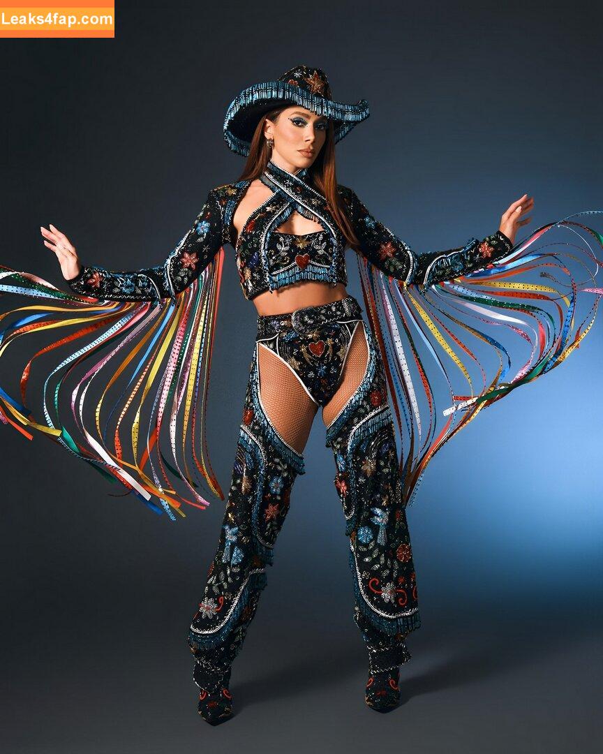 Anitta / AnittaOficial / https: leaked photo photo #0669