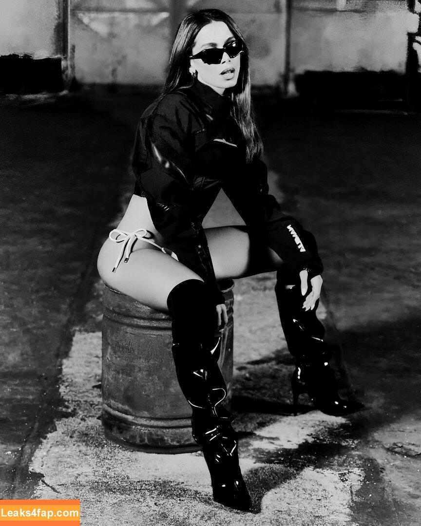 Anitta / AnittaOficial / https: leaked photo photo #0774