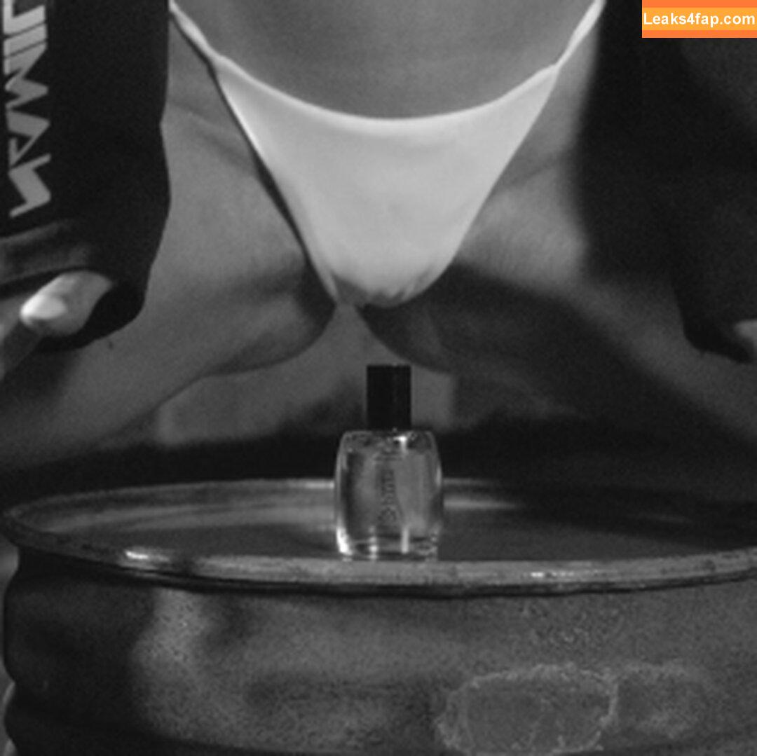 Anitta / AnittaOficial / https: leaked photo photo #0827