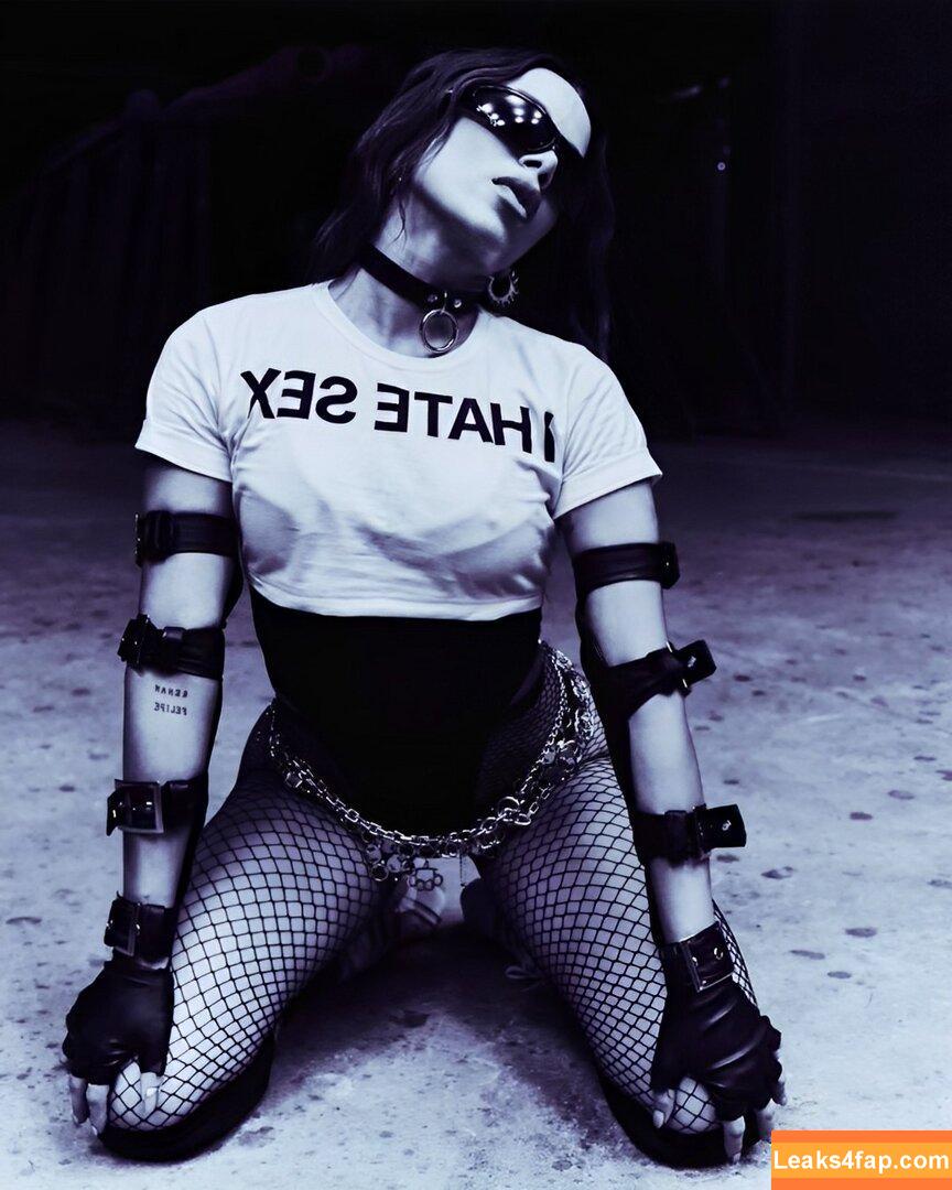 Anitta / AnittaOficial / https: leaked photo photo #0829