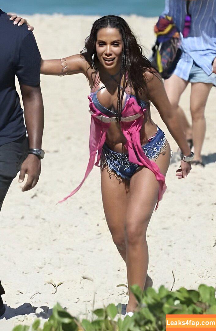 Anitta / AnittaOficial / https: leaked photo photo #0866