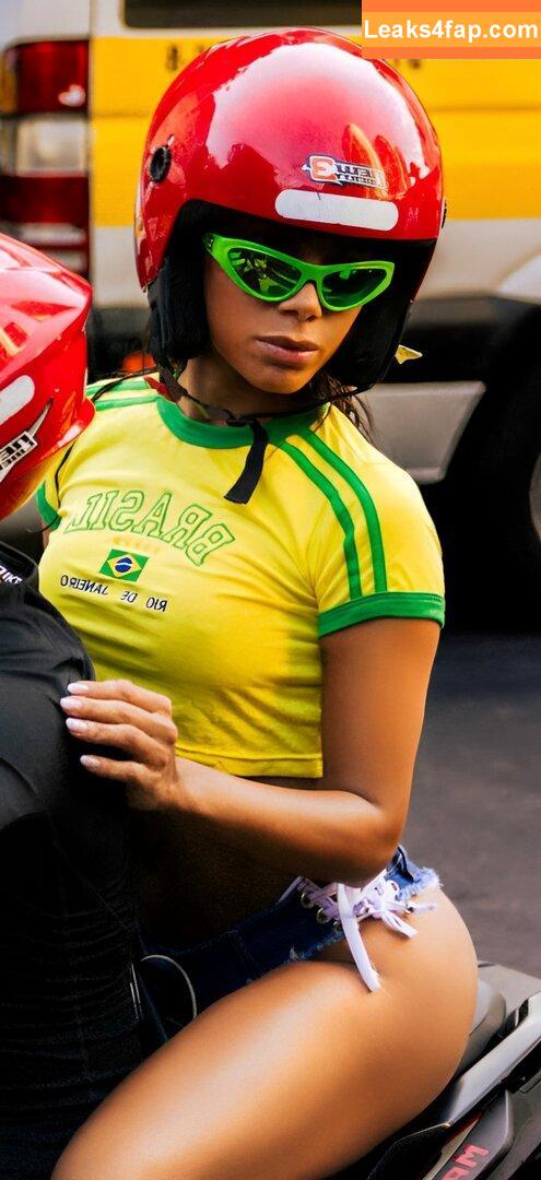 Anitta / AnittaOficial / https: leaked photo photo #0901