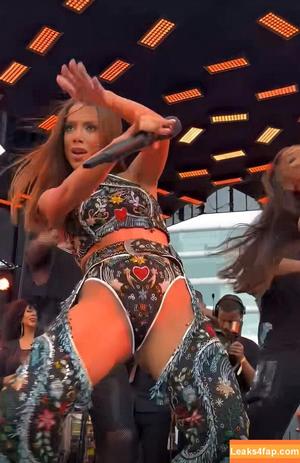 Anitta photo #0654