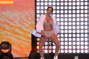 Anitta фото #0947