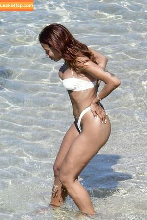 Anitta фото #0966