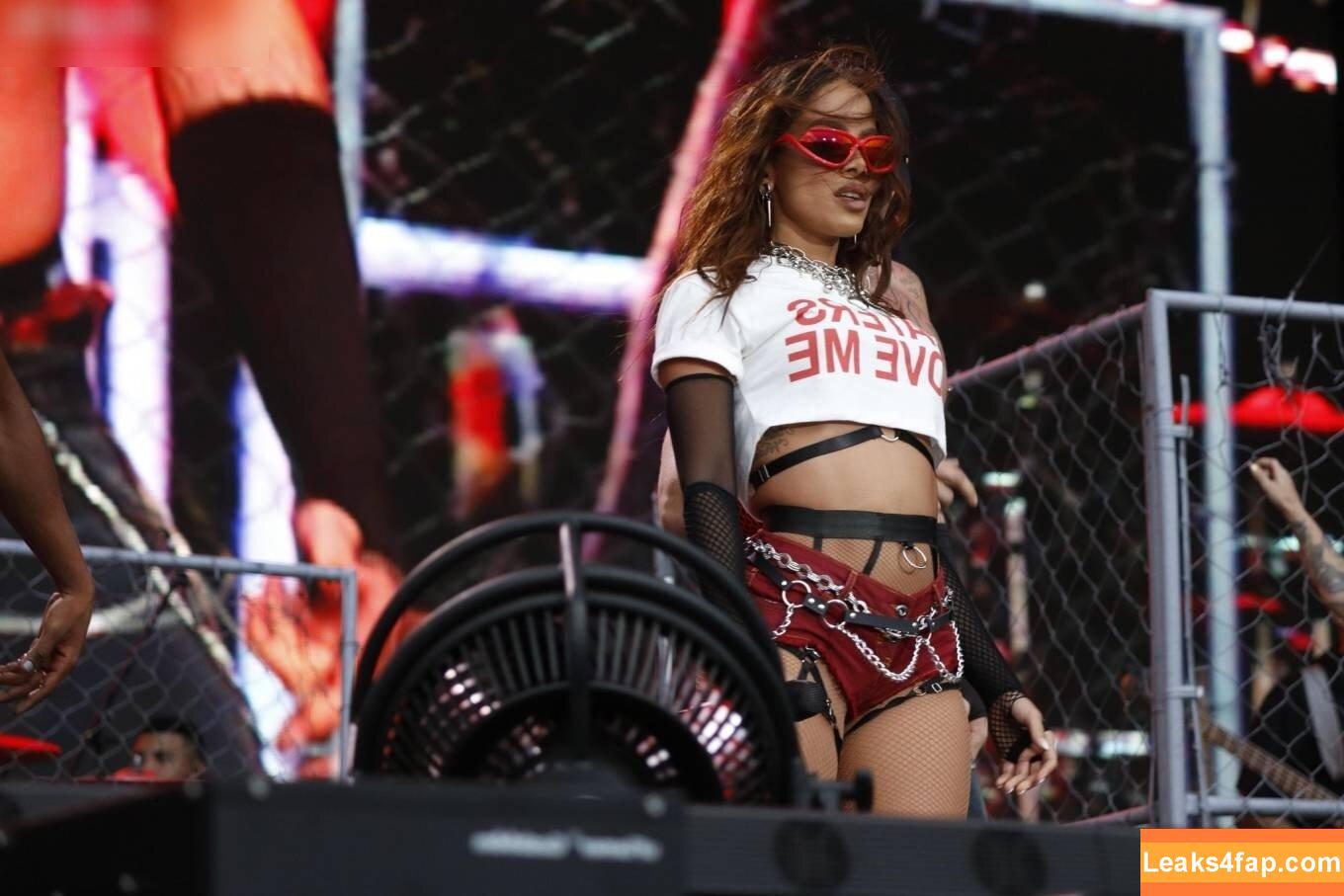 Anitta /  слитое фото фото #1049