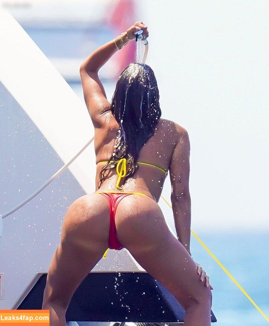 Anitta /  слитое фото фото #1096