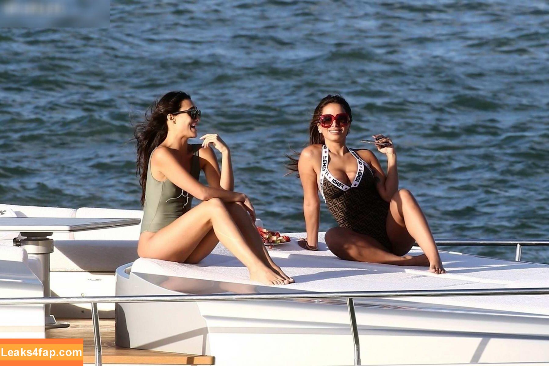 Anitta /  слитое фото фото #1123