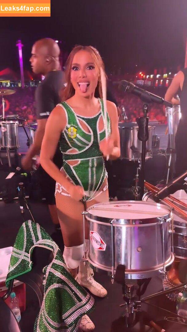 Anitta /  слитое фото фото #1820