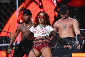 Anitta фото #1037