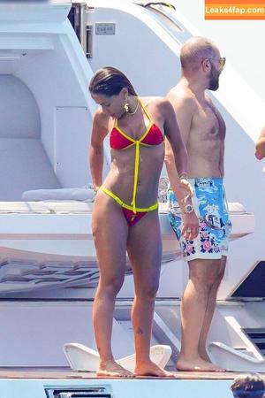 Anitta фото #1079