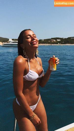 Anitta фото #1136