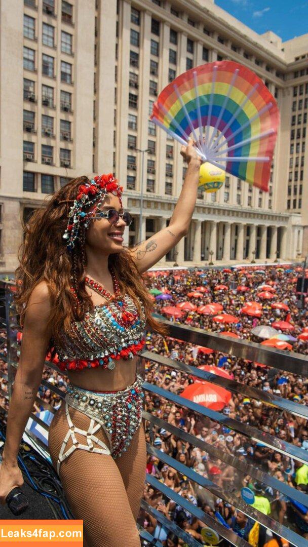 Anitta / AnittaOficial / https: leaked photo photo #2309
