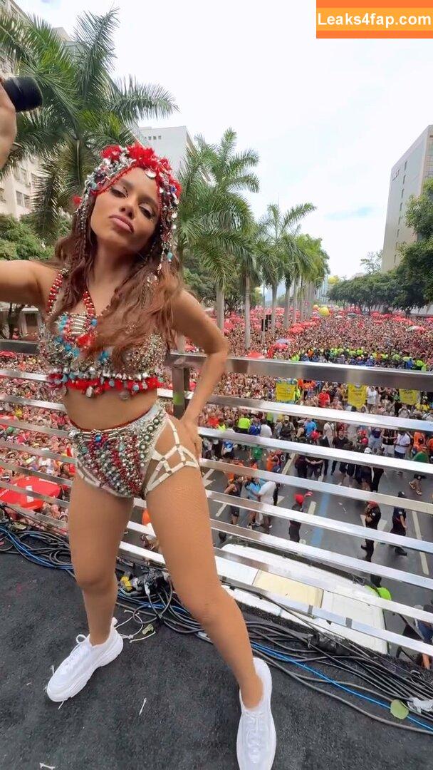 Anitta / AnittaOficial / https: leaked photo photo #2315