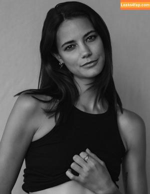 Anja Leuenberg photo #0015
