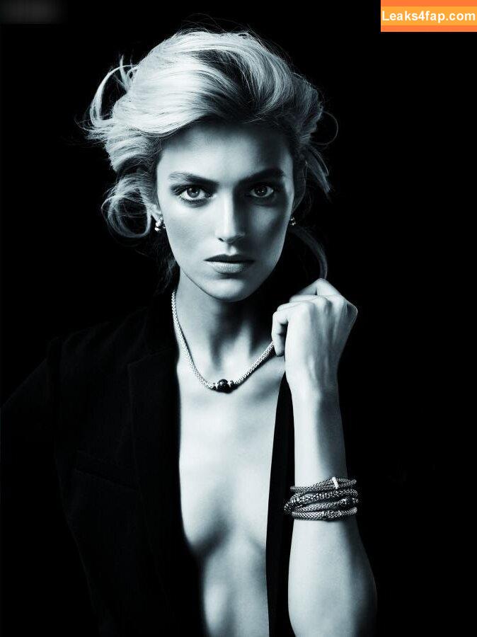 Anja Rubik / anja_rubik слитое фото фото #0135