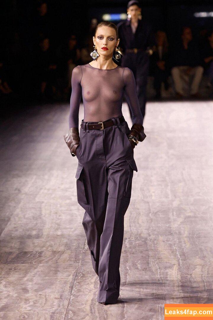 Anja Rubik / anja_rubik leaked photo photo #0381