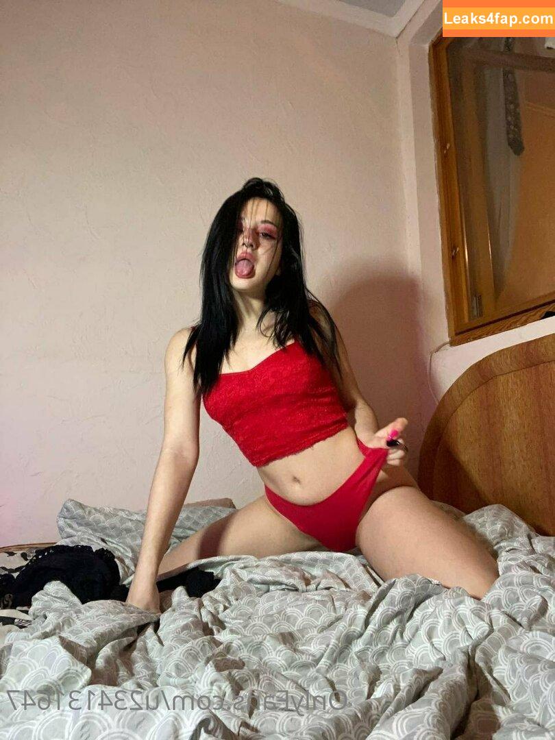 ann_d_voure / anntheadventurist leaked photo photo #0018