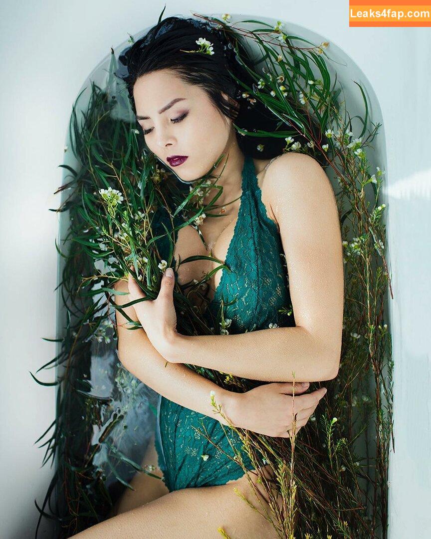 Anna Akana / AnnaAkana / wonderlandstudios leaked photo photo #0060