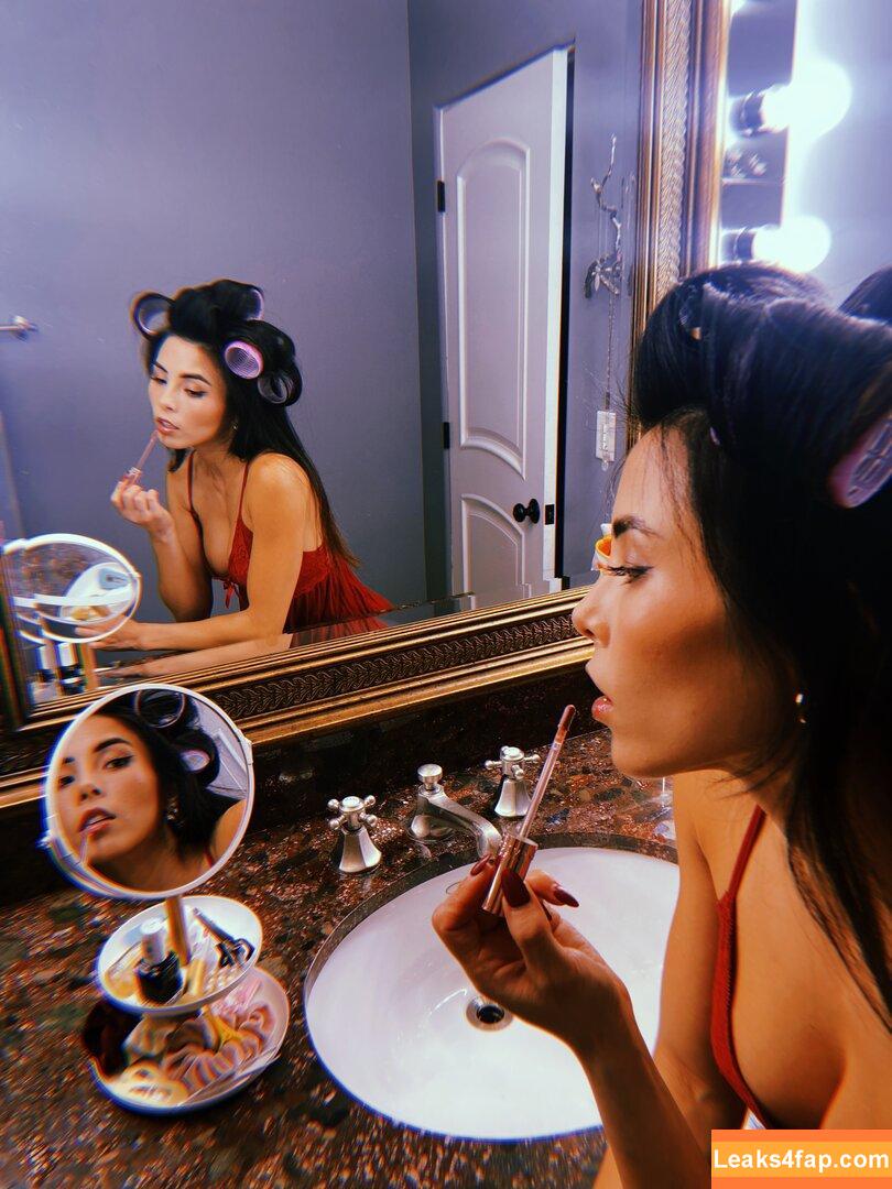 Anna Akana / AnnaAkana / wonderlandstudios leaked photo photo #0311