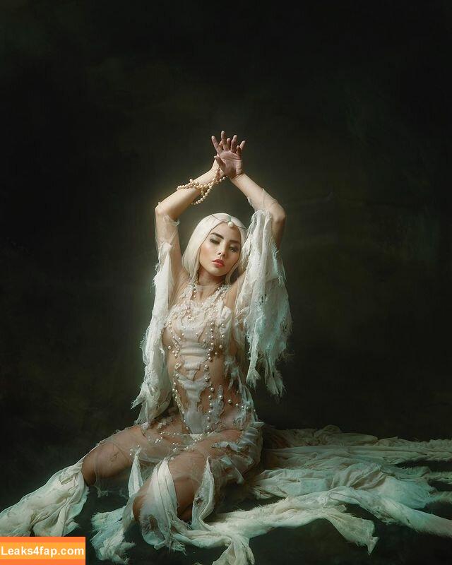 Anna Akana / AnnaAkana / wonderlandstudios leaked photo photo #0423