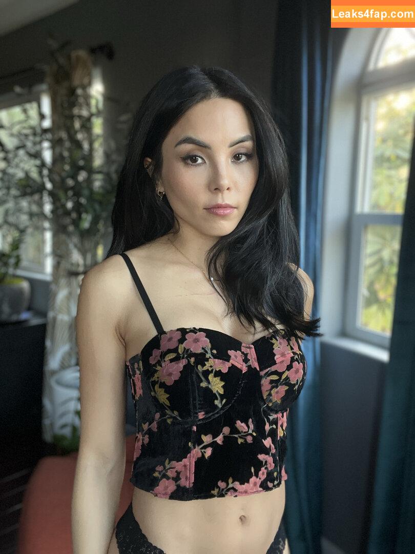 Anna Akana / AnnaAkana / wonderlandstudios leaked photo photo #0712