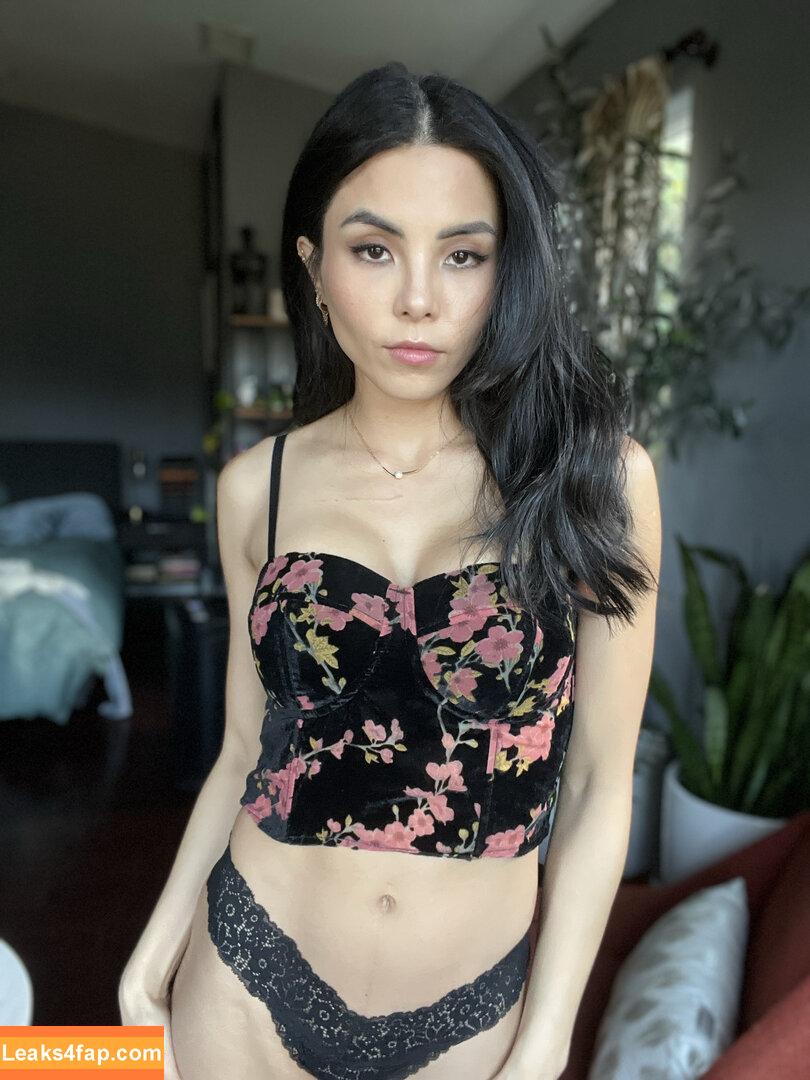 Anna Akana / AnnaAkana / wonderlandstudios leaked photo photo #0717