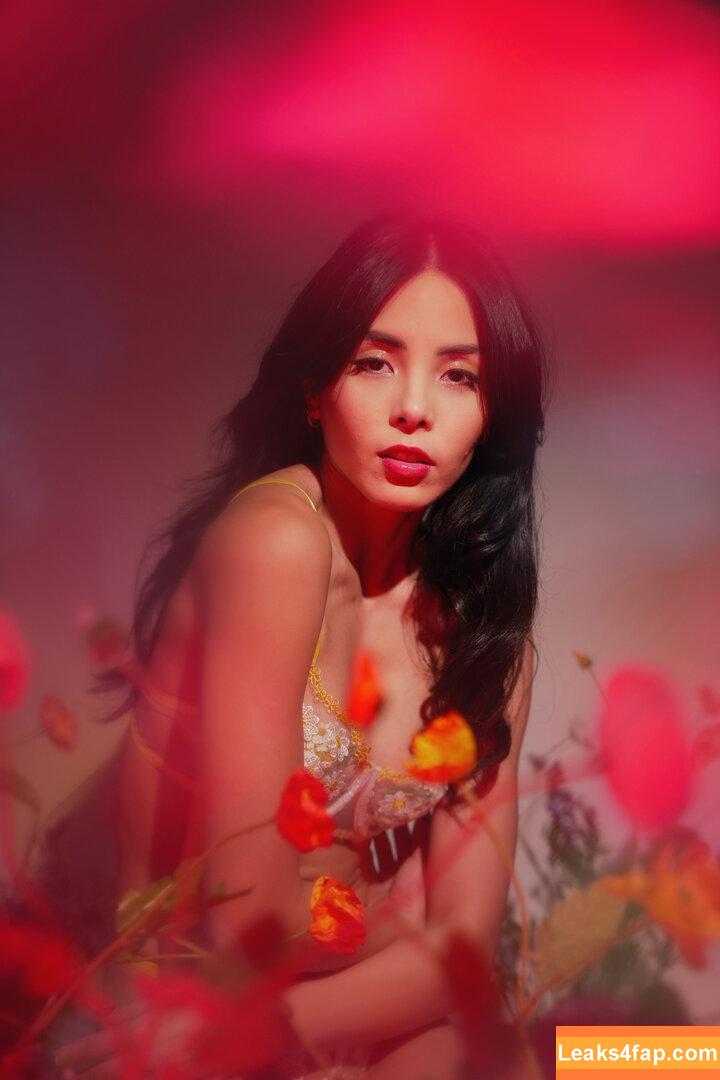 Anna Akana / AnnaAkana / wonderlandstudios слитое фото фото #0724